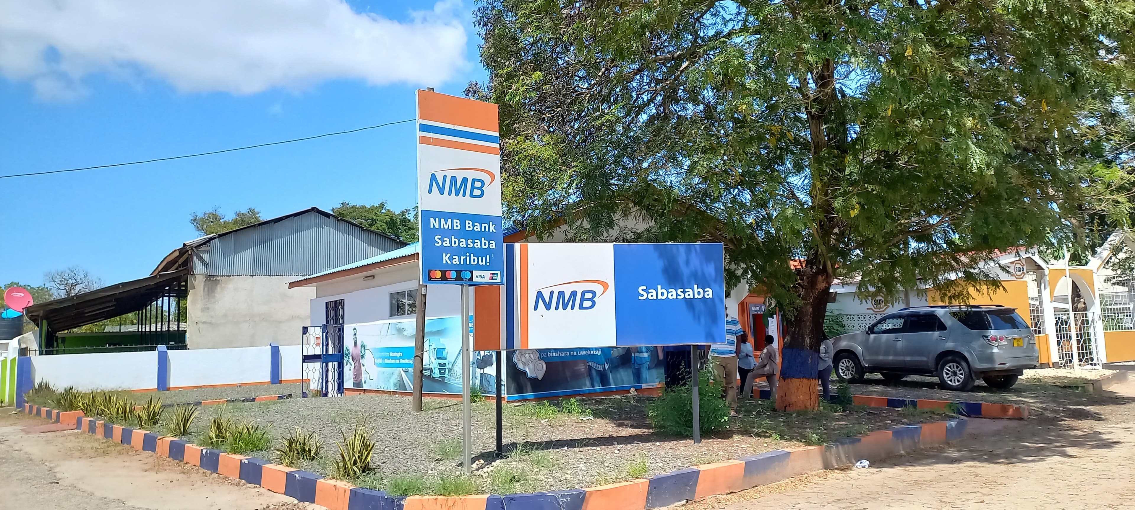 Indoor & Outdoor Signage